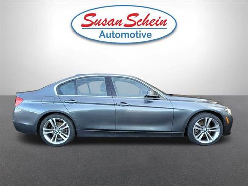 Used 2018 BMW 330i xDrive 330i xDrive w/ Convenience Package image 24