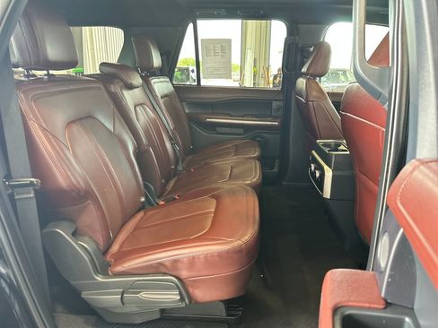 Used 2024 Ford Expedition Max Limited AWD/4WD image 37