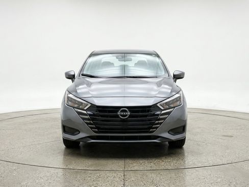 Used 2025 Nissan Versa SV image 2