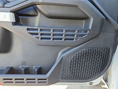 Used 2024 Toyota Tacoma TRD Off-Road image 13