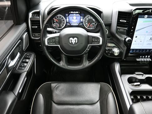 Used 2023 RAM 1500 Laramie AWD/4WD image 26