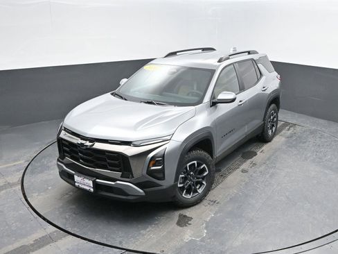 New 2026 Chevrolet Equinox ACTIV w/ Convenience Package III image 39