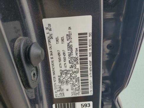 Used 2020 Toyota Tacoma TRD Sport AWD/4WD image 24