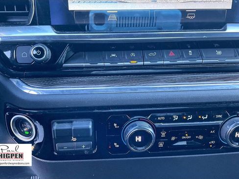 Used 2025 Chevrolet Silverado 1500 LT image 31