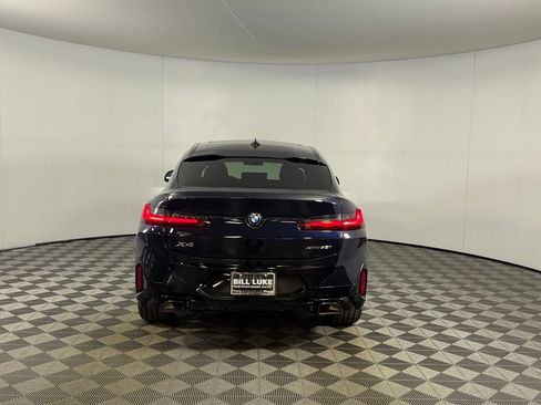 Used 2025 BMW X4 xDrive30i w/ Premium Package AWD/4WD image 8