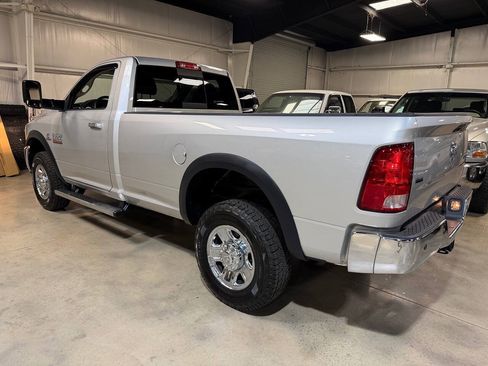 Used 2014 RAM 2500 SLT w/ Popular Equipment Group AWD/4WD image 3