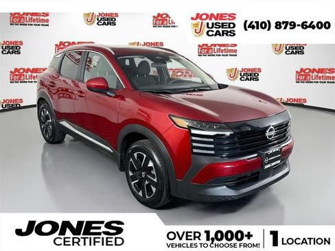Certified 2025 Nissan Kicks SV w/ SV Premium Package AWD/4WD image 1