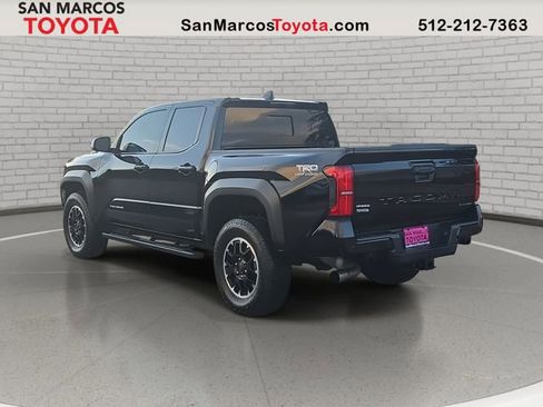 Certified 2025 Toyota Tacoma TRD Off-Road image 7