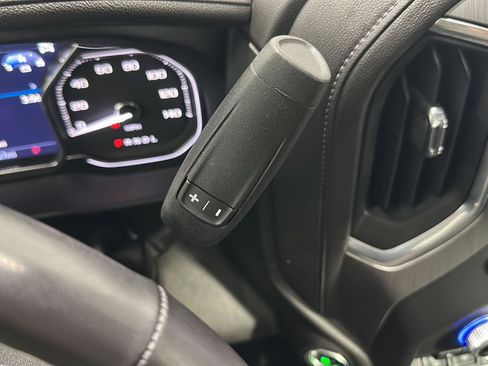 Used 2022 GMC Sierra 3500 Denali w/ Denali Ultimate Package image 15