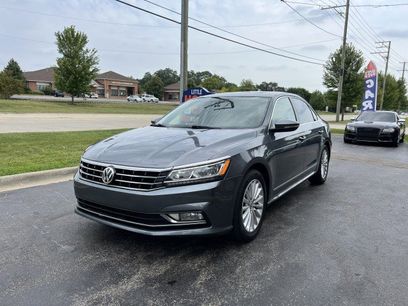 Used 2016 Volkswagen Passat 1.8T SE w/ Lighting Package (P06)