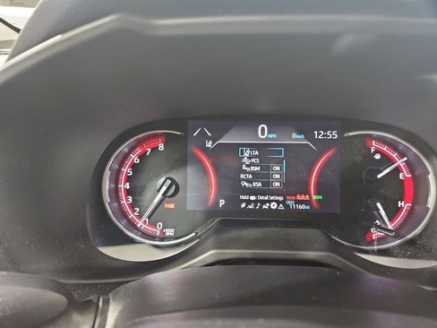 Used 2024 Toyota RAV4 LE AWD/4WD image 16