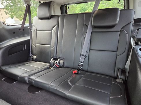 Used 2019 Chevrolet Suburban LT AWD/4WD image 19