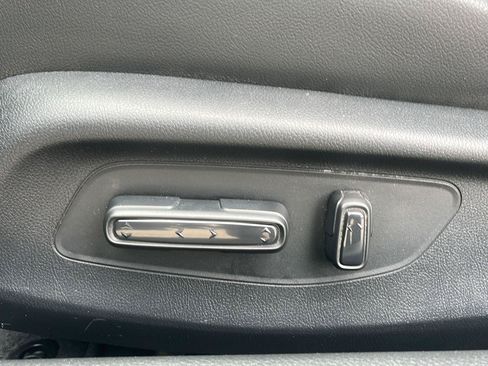 Used 2024 Honda Civic Touring image 3