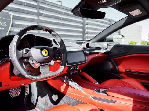 Used 2020 Ferrari GTC4Lusso AWD/4WD image 2