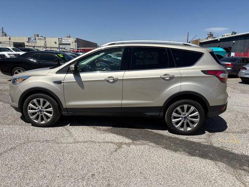 Used 2017 Ford Escape Titanium FWD image 3