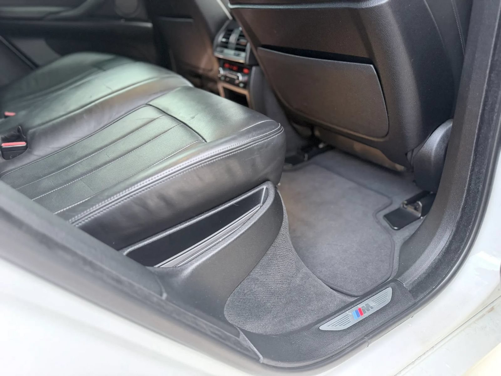 Used 2016 BMW X6 M AWD/4WD image 37