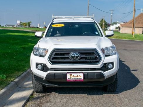 Used 2021 Toyota Tacoma SR5 image 2