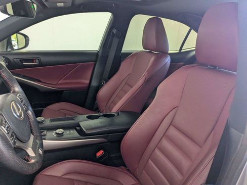 Used 2020 Lexus IS 350 F Sport w/ F Sport Package RWD image 11