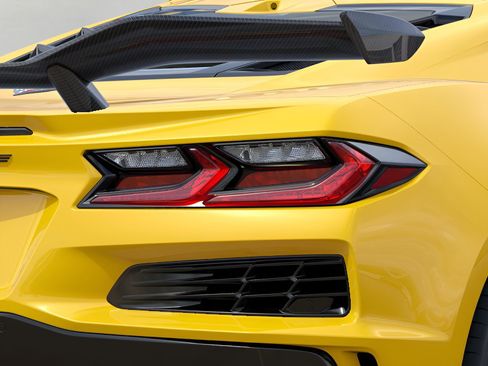 New 2025 Chevrolet Corvette Z06 w/ Z07 Performance Package RWD image 11