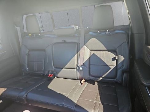 Used 2024 Chevrolet Silverado 2500 High Country w/ High Country Premium Package image 13