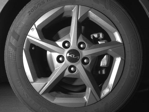 Used 2025 Kia K4 FWD image 13