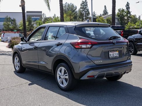 Used 2024 Nissan Kicks S FWD image 6