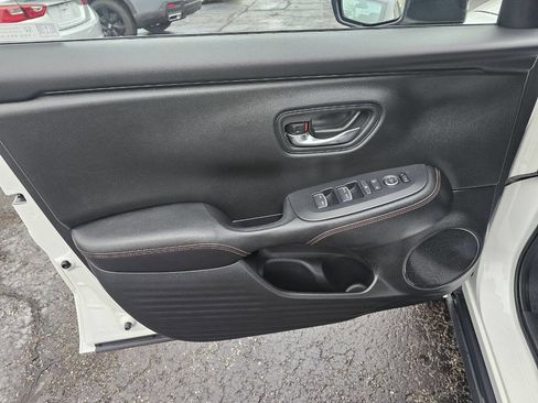 Used 2024 Honda HR-V Sport image 14