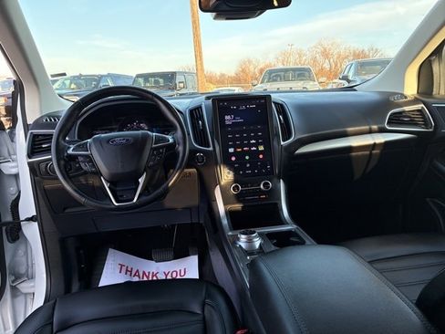 Used 2023 Ford Edge SEL image 20