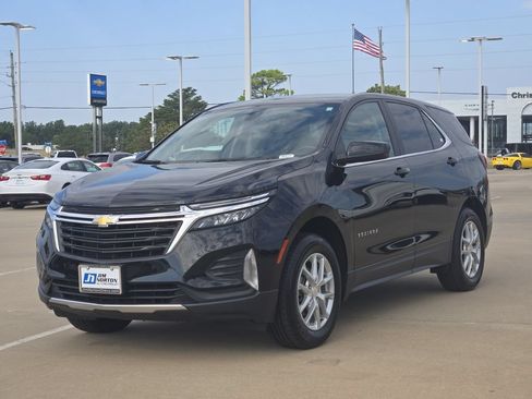 Used 2024 Chevrolet Equinox LT AWD/4WD image 3