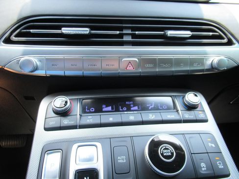 Used 2022 Hyundai Palisade Limited FWD image 27