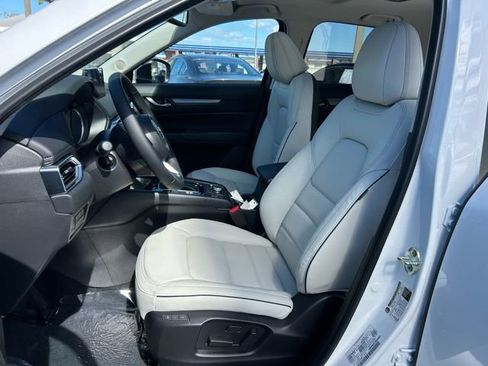 New 2025 MAZDA CX-5 AWD 2.5 S w/ Preferred Package image 9