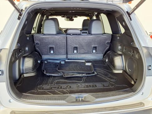 Certified 2025 Subaru Forester Limited w/ Popular Package #2 image 9