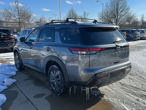 New 2026 Nissan Pathfinder SV image 7