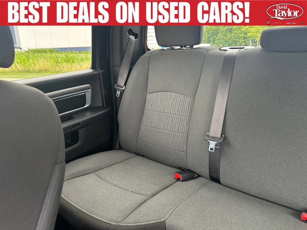 Used 2024 RAM 1500 Warlock AWD/4WD image 17