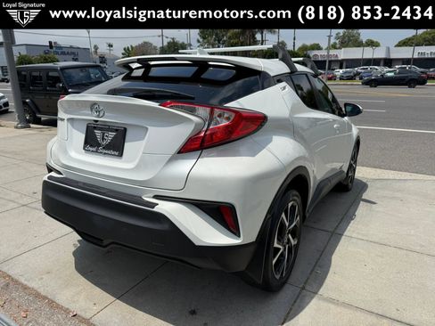Used 2018 Toyota C-HR XLE FWD image 7