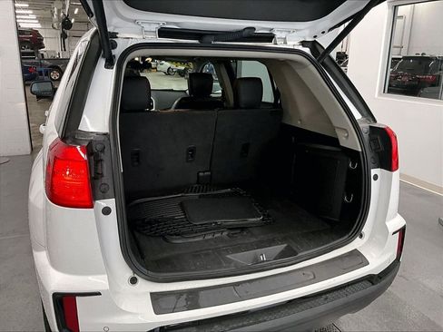 Used 2017 GMC Terrain SLT w/ Driver Alert Package I AWD/4WD image 33