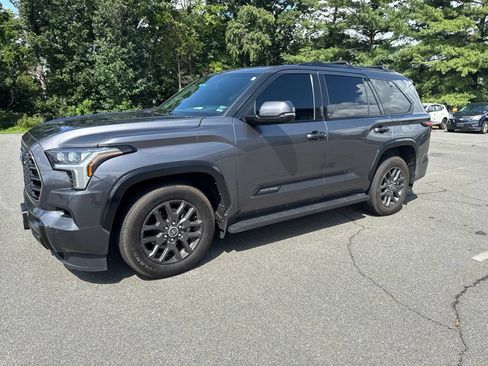 Used 2023 Toyota Sequoia Platinum AWD/4WD image 1