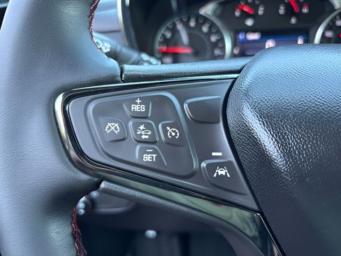 Used 2024 Chevrolet Equinox RS AWD/4WD image 18