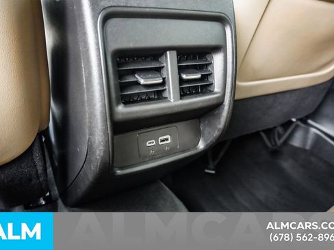 Used 2025 Cadillac XT4 Premium Luxury FWD image 58