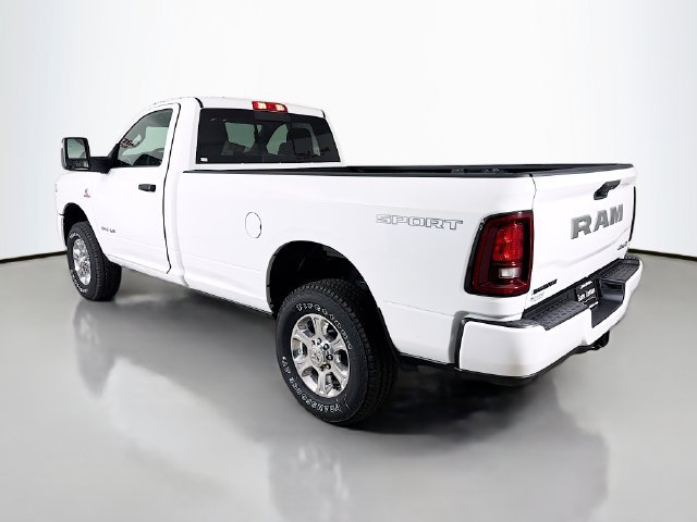New 2026 RAM 3500 Big Horn AWD/4WD image 5