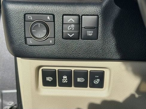 Used 2023 Lexus GX 460 Premium w/ Premium Package AWD/4WD image 35