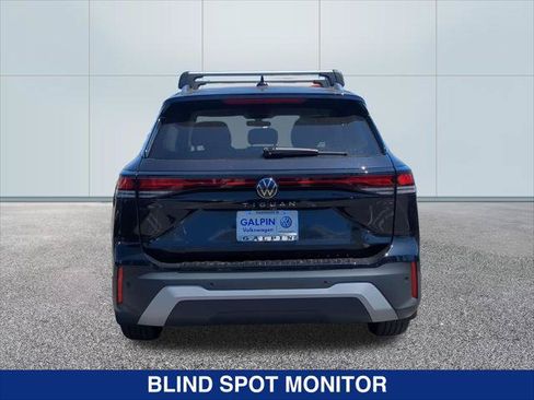 Certified 2025 Volkswagen Tiguan S FWD image 4