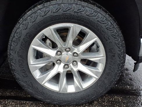 Certified 2022 Chevrolet Silverado 1500 LTZ w/ LTZ Convenience Package II image 13