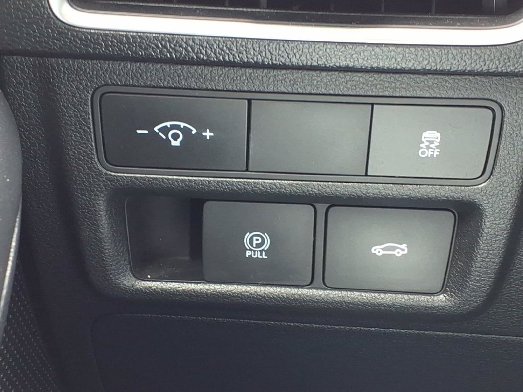Used 2025 Hyundai Sonata SEL FWD image 21