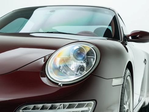 Used 2005 Porsche 911 Carrera S RWD image 11