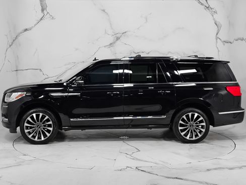 Used 2021 Lincoln Navigator L Reserve w/ Luxury Package AWD/4WD image 9