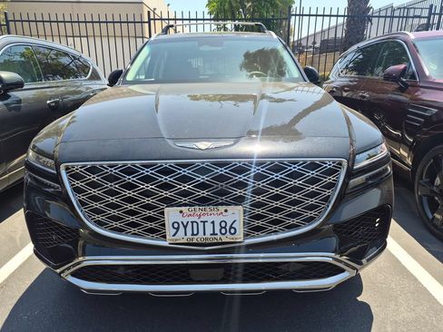 Used 2026 Genesis GV80 2.5T RWD image 3