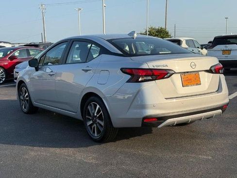 Certified 2025 Nissan Versa SV FWD image 5