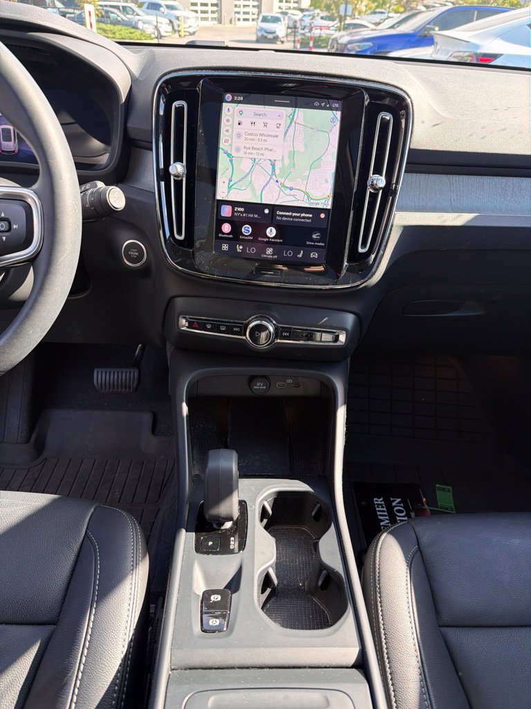 Certified 2024 Volvo XC40 B5 Core AWD/4WD image 15