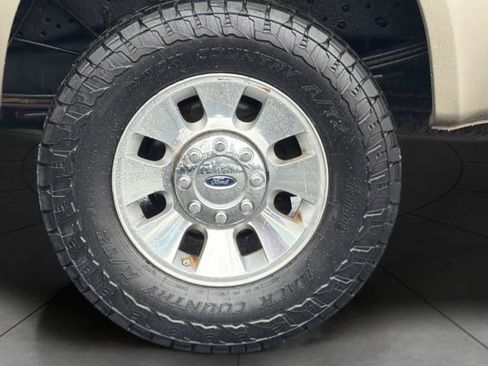 Used 2010 Ford F250 4x4 SuperCab Super Duty image 11